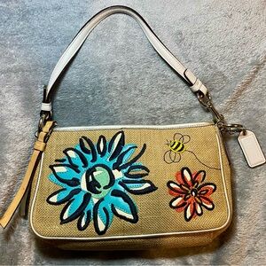 COACH | RARE | Limited-Edition | 2005 Y2K Straw Floral Bumblebee Rhinestone Bag